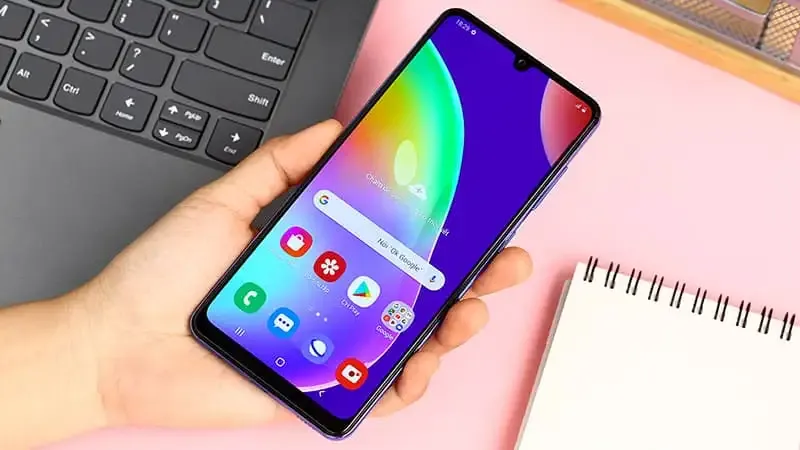 Tại sao thời lượng pin lại quan trọng khi chọn mua điện thoại?